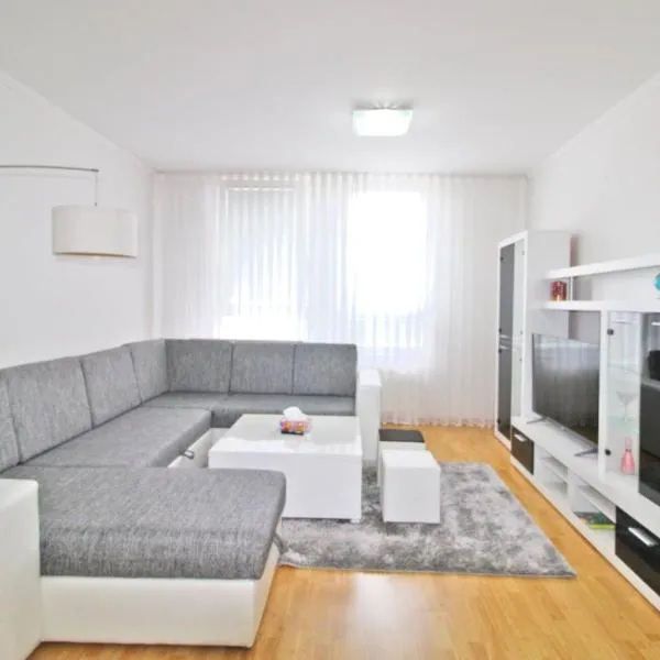 Apartman Slani San, hotel v destinaci Tuzla