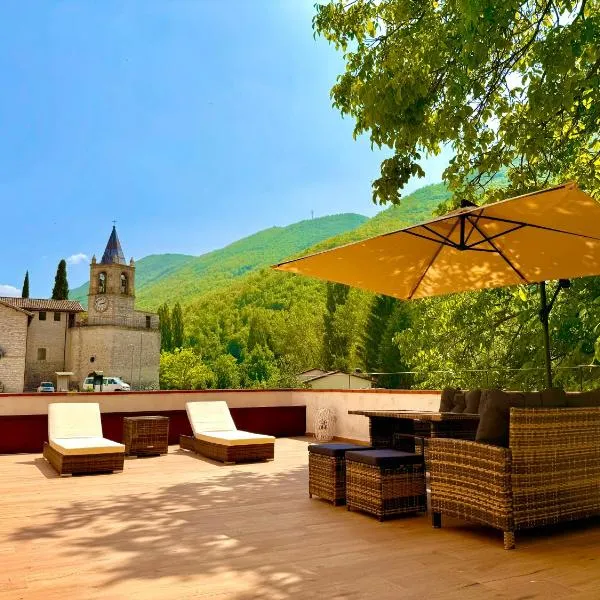 Locazione Turistica al Castello di Scopoli, situata tra Pale e Rasiglia sulla via Francigena a due passi da Sellano Foligno Assisi e Spoleto, hotel v destinaci Scopoli