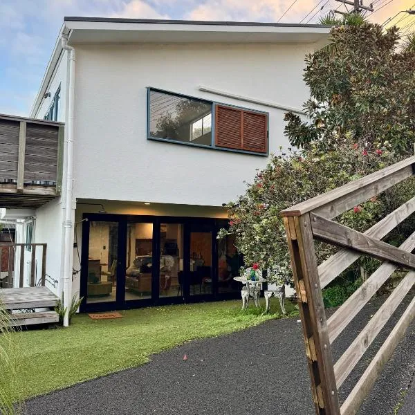 Sandy Toes & Netflix Nights, Relaxing Auckland Retreat, ξενοδοχείο στο Ώκλαντ