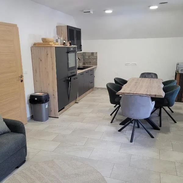 Kranj Leisure Apartment, hotel a Kranj