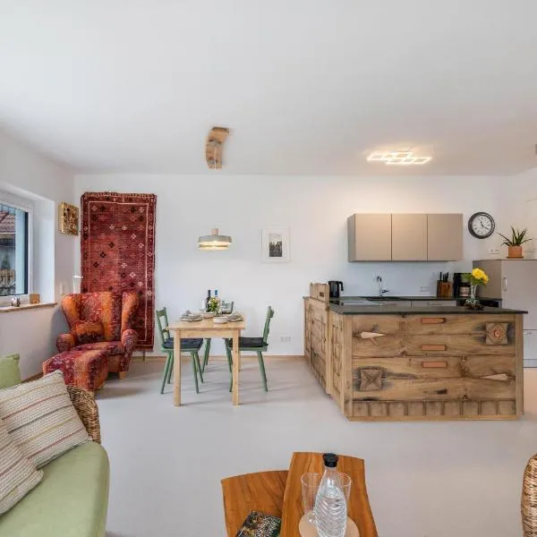 Alb-Sonne Ferienwohnung, hotel in Sonnenbühl