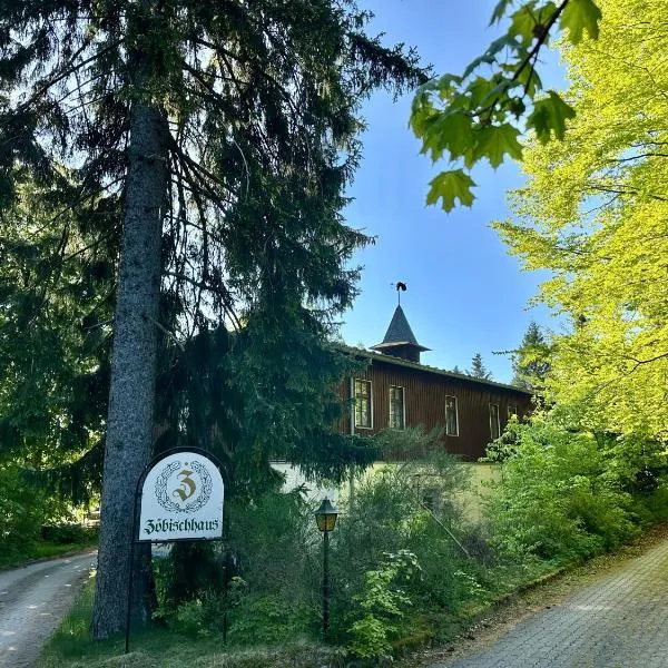 Waldhotel Zöbischhaus, hotel v destinaci Bad Reiboldsgrün