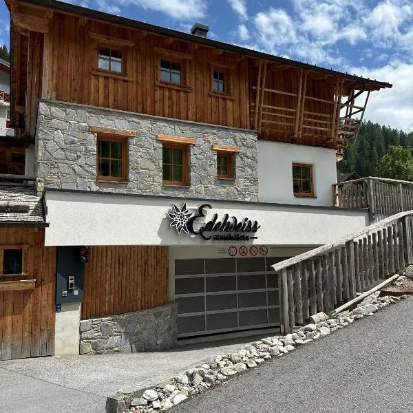 FIRSTpeak Chalets, hotel v destinaci Zauchensee