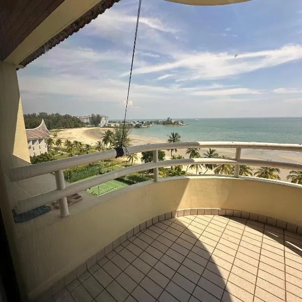 AJ's Regency Tanjung Tuan Beach Resort, Port Dickson, Malaysia - Seafront apartments, hotel in Port Dickson