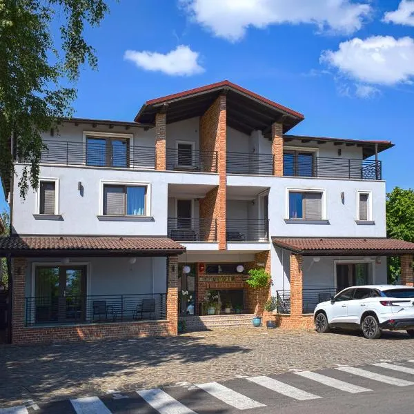 First Apartments, hotel v destinaci Focşani