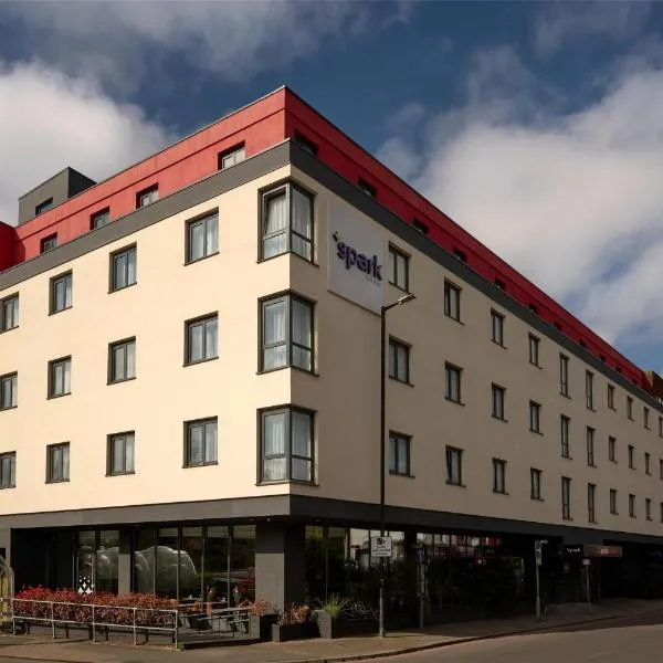 Spark by Hilton Luton, hotel v Lutonu
