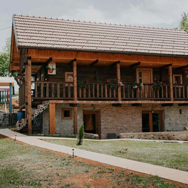Holiday Home Šapat Šume, hotel v destinaci Karlovac
