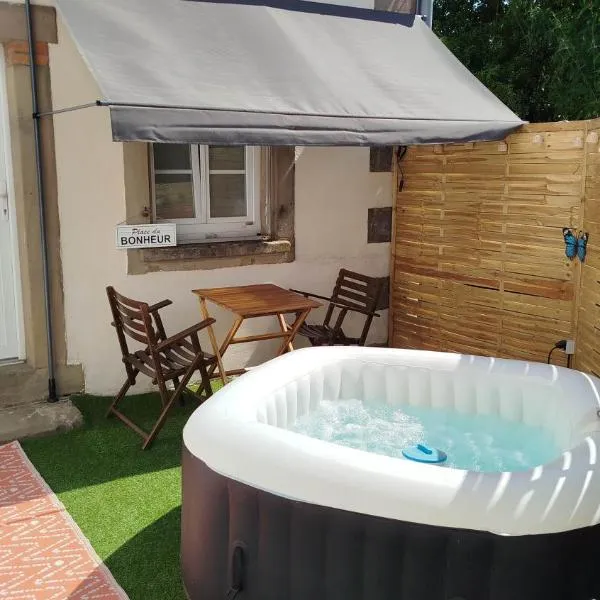 le petit cosy terrasse et spa, hotel v destinaci Petersbach
