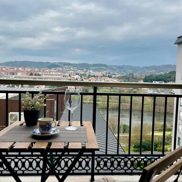 Vistas Miño II, hotel a Ourense