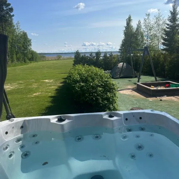 Log cabin of peace, hotel in Oulu