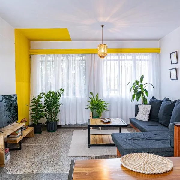 Kazuri Apartment in Westlands close proximity to Aga Hhan, hotel in Nairobi