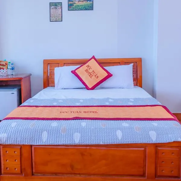Khách sạn Đức Tuân, hotel v destinaci Cát Bà