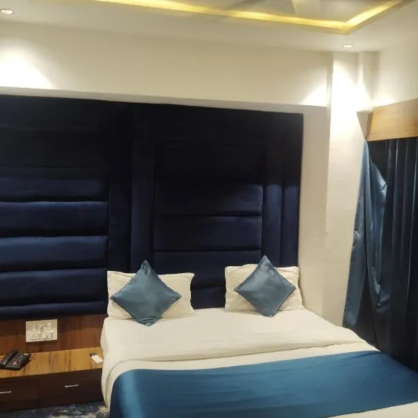 Hotel Pera Villa: Gandhinagar şehrinde bir otel