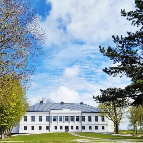 Vārves Muiža, hotel in Vārve