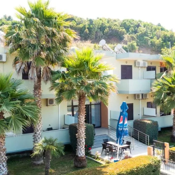 Hotel Jaho, hotel v destinaci Kavajë