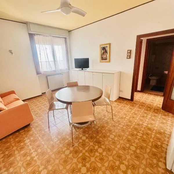 Appartamento in centro a 2 passi dal mare, hotel v destinaci Misano Adriatico