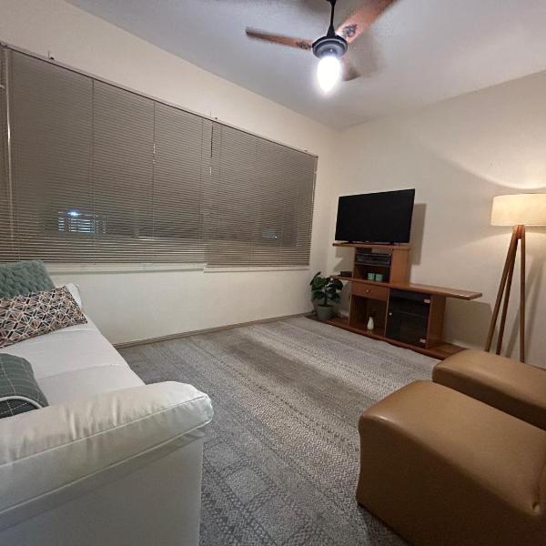 Aconchegante apartamento de 2 quartos - Pertinho da Praia - Foto 5
