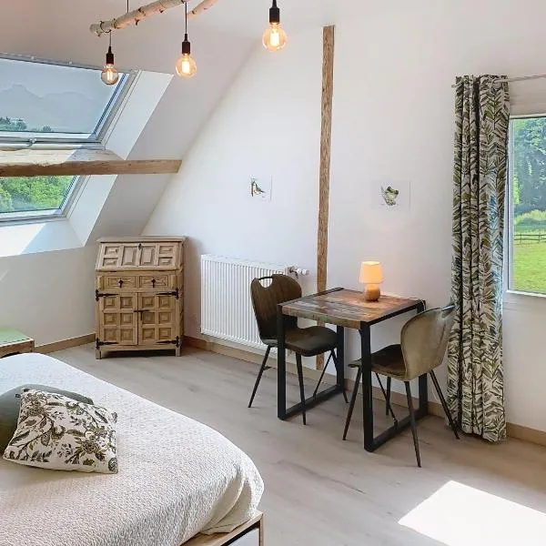 chambre à vold'oiseau, hotel in Saint-Sulpice