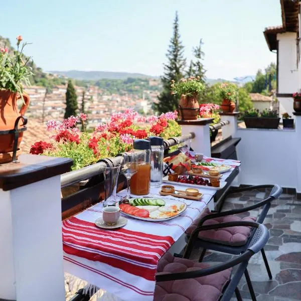 Oda e Skulptorit-UNESCO quarter, hotel in Berat