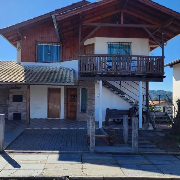 Hospedaria Klagemberg, hotel in Treze Tílias