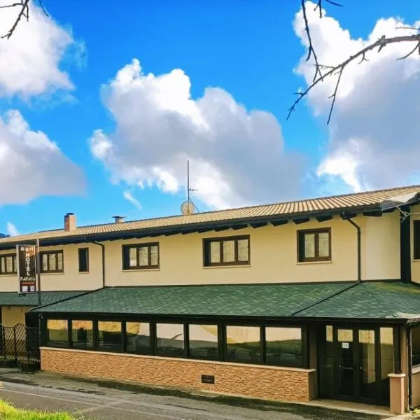 AgriHotel Papaya – hotel w mieście San Pietro Apostolo
