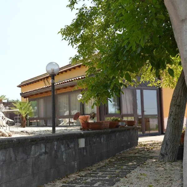 Zest House, hotel v destinácii Santa Venerina