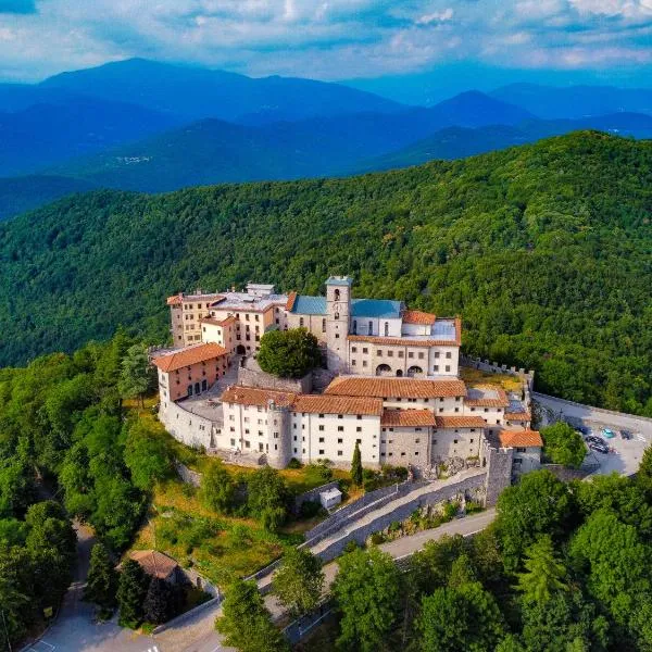 Hotel casa del pellegrino - Castelmonte – hotel w mieście Castelmonte