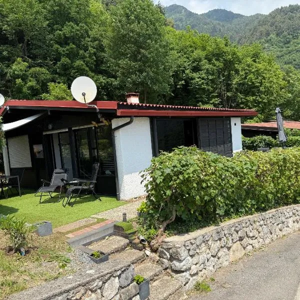 Italy Bungalow Gardalake Tignale. Sunclass, hotel i Tignale