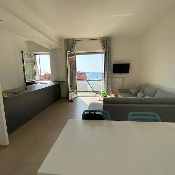 The Mermaids' Apartment, hotel en Savona
