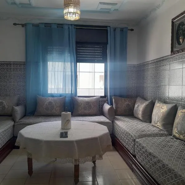 dos minutos de playa, hotel in Tangier