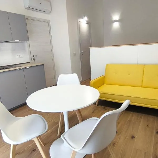 Va' Pensiero Apartments, hotel sa Villasimius