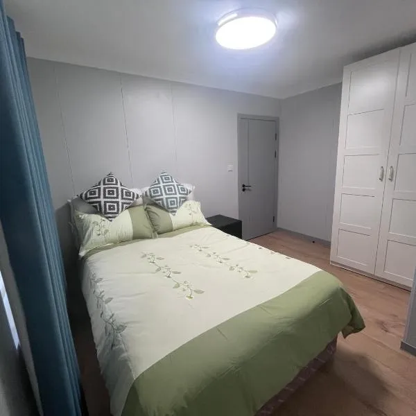 Modern Ensuite Double Bedroom in Dundrum, готель у Дубліні