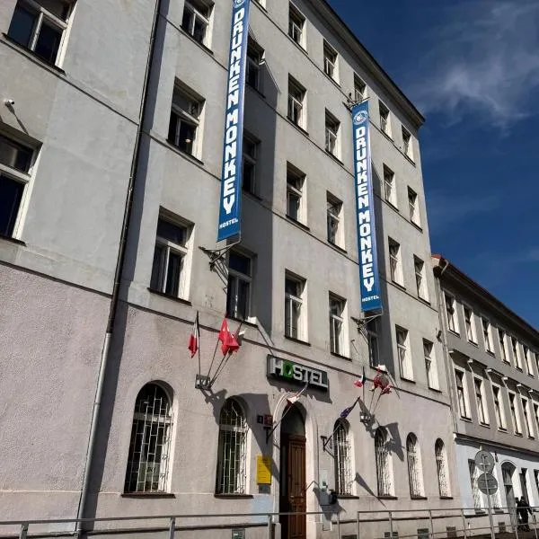 Drunken Monkey Hostel, hotel in Prague