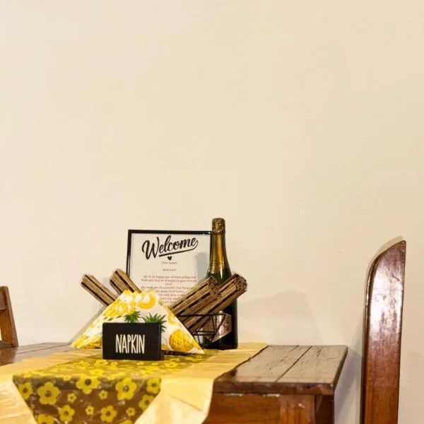 Cozy Escape in Peyia, Sea Caves, hotel en Peyia