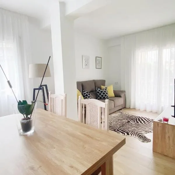 MEDITERRANEAN APt, hotel in Blanes