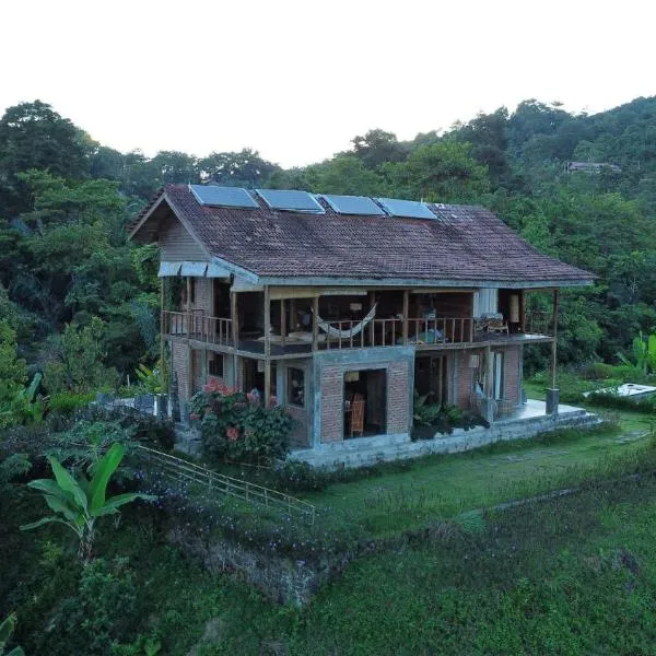 Bukit Cottage, hotel v destinaci Labuan Bajo