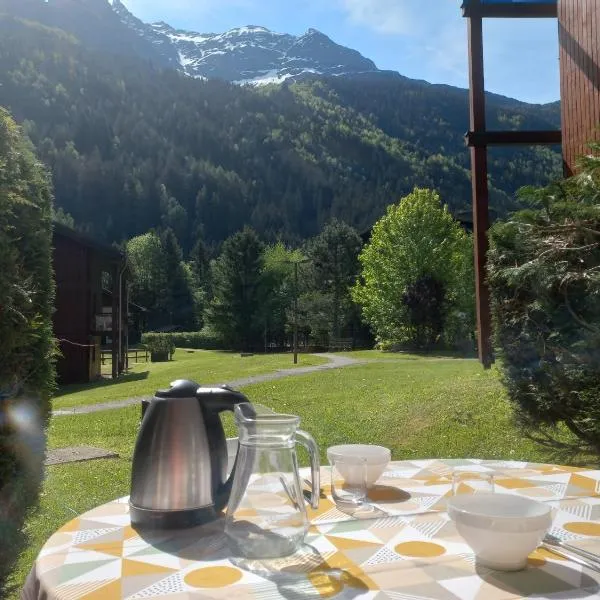 TMB Tour du Mont-Blan, hotel in Les Contamines-Montjoie