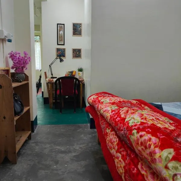 Pine Forest Home stay – hotel w mieście Shillong