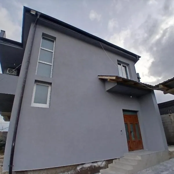 Hotel PRINCi, hotel en Peje