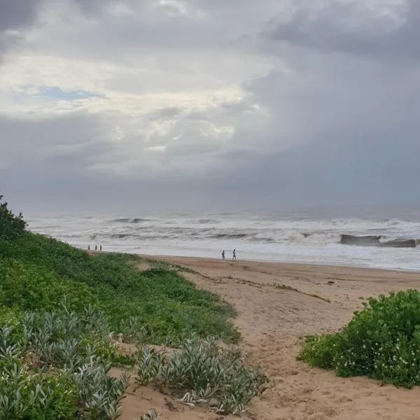 Deep Blue Guest House, hotel in Amanzimtoti