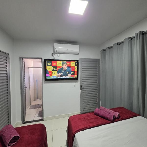 Suíte2 Privativa Climatizada Mobiliada com Garagem e Wi-Fi