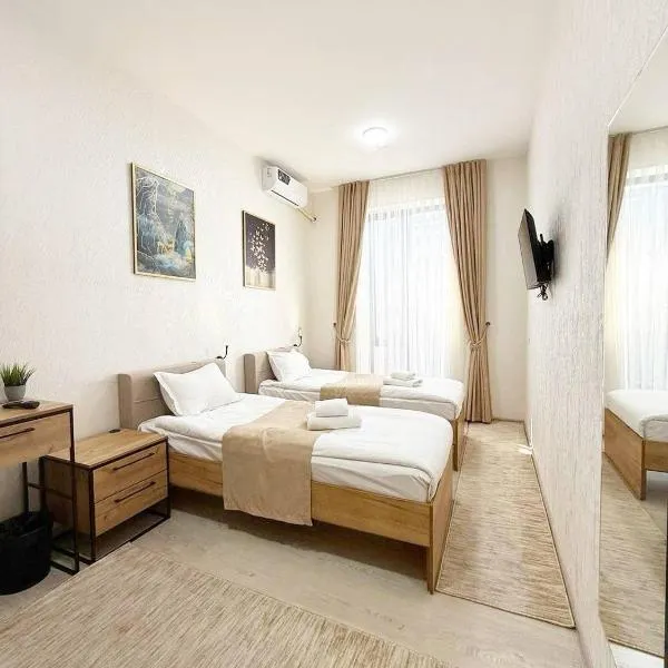 SADI Hotel, khách sạn ở Yakkasaray