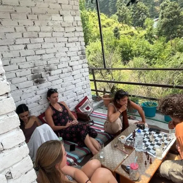 Kasolview Homestay and Peace Inn Cafe, hotel v destinaci Kasol