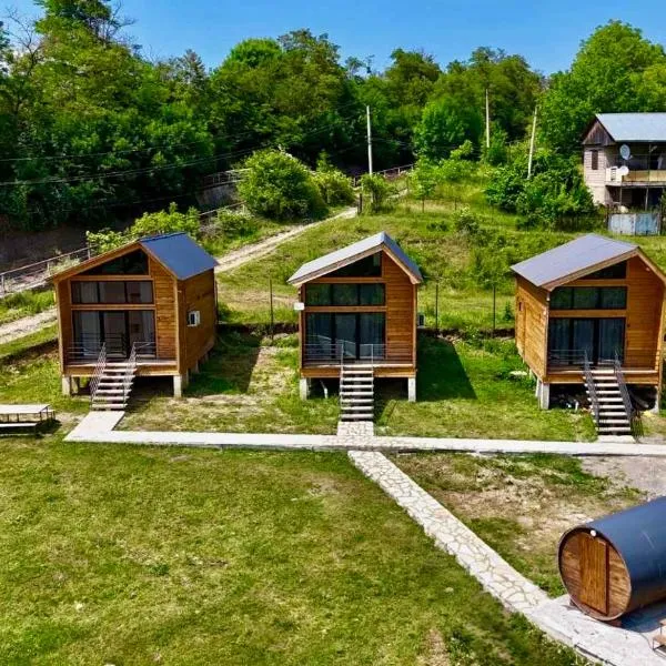 Sioni Hillside Cottages, hotel in Sioni