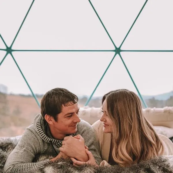 Wadi Rum Luxurious Camp View, hotel in Wadi Rum