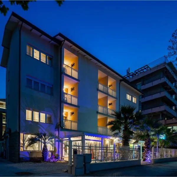 Hotel Altamarea Cesenatico, hotel en Cesenatico