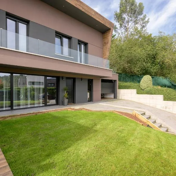 Casa Unifamiliar con Vistas al Paisaje y Encanto en el Corazón del País Vasco,España – hotel w mieście Mungia