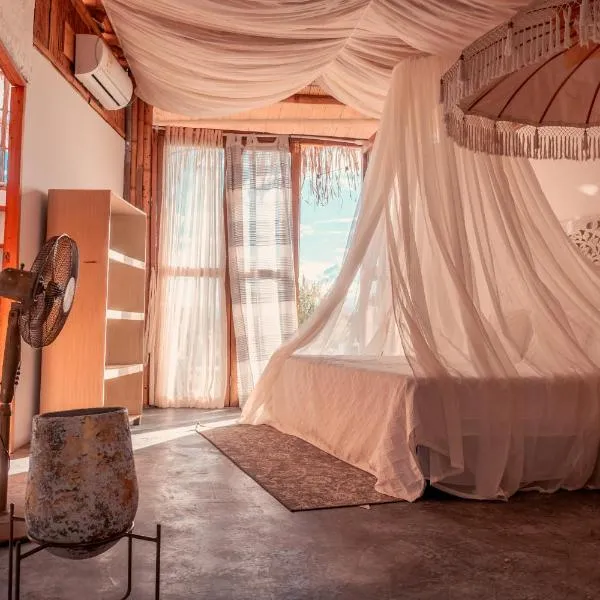 Campamento Estrella Casa del Ángel, hotel v destinaci La Victoria
