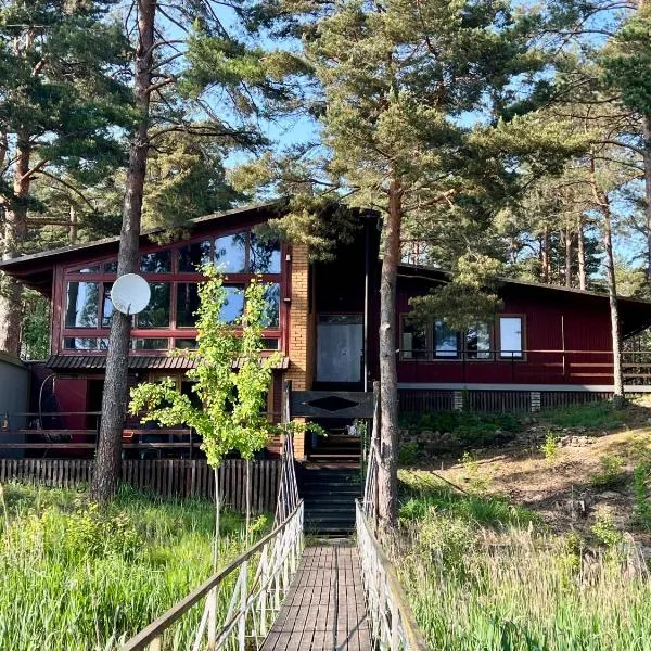 Vesiroos Villa, hotel v destinaci Alajõe