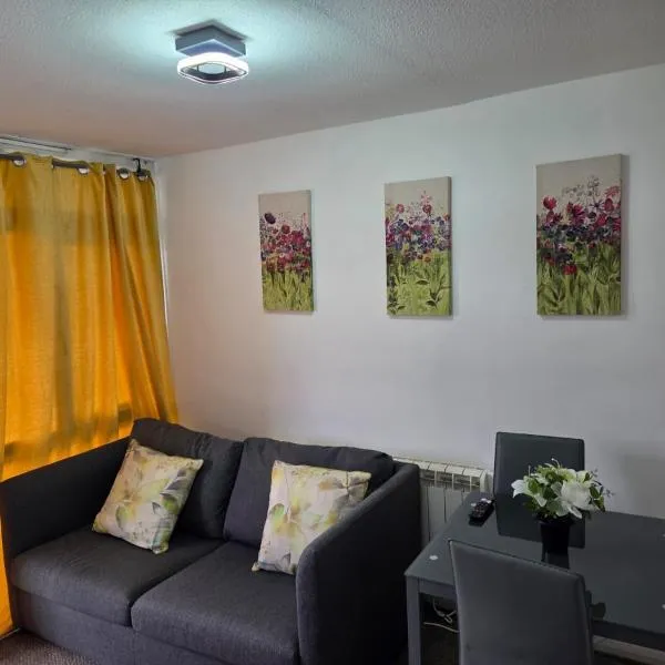 Harlow, Essex - One bedroom apartment with beautiful scenery, hotel in Harlow